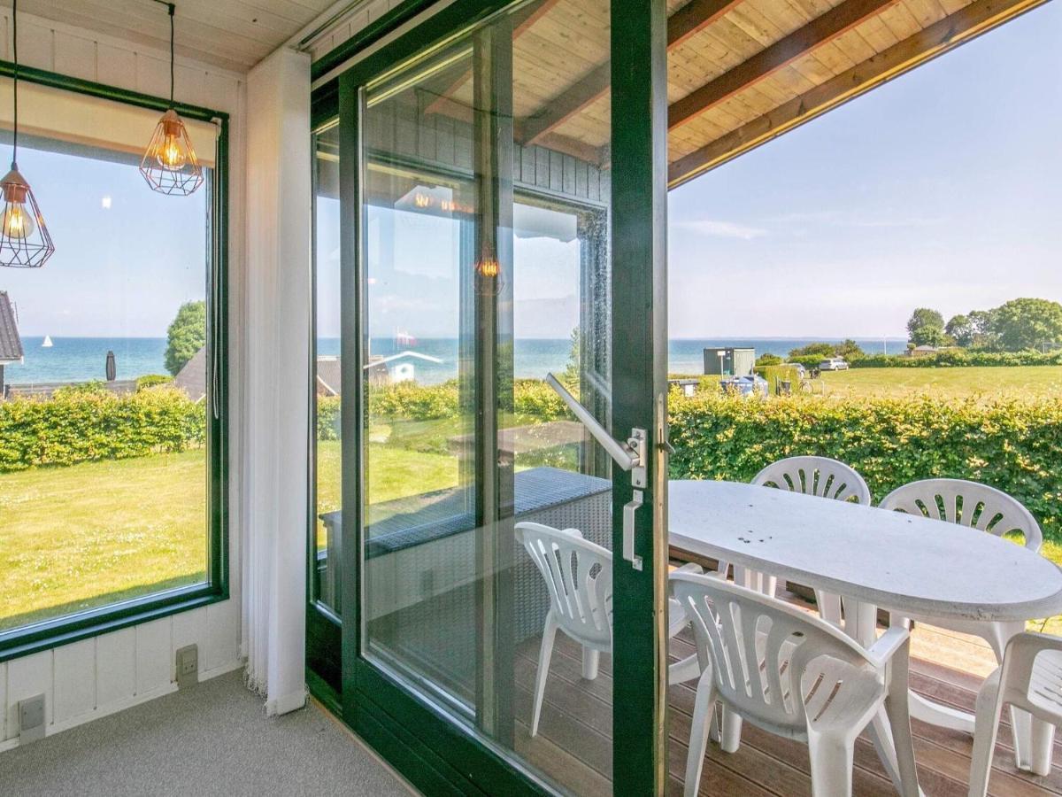 6 Person Holiday Home In Hesselager Kültér fotó