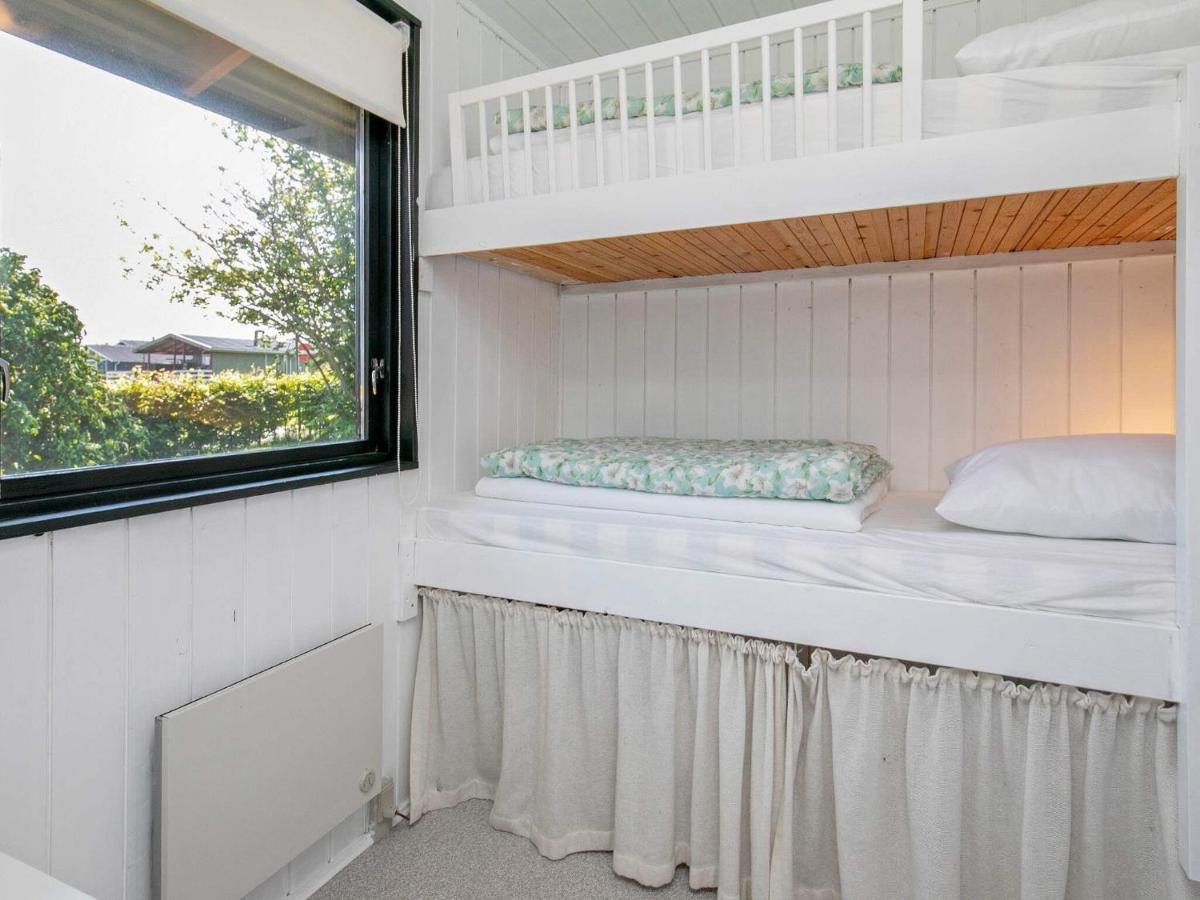 6 Person Holiday Home In Hesselager Kültér fotó