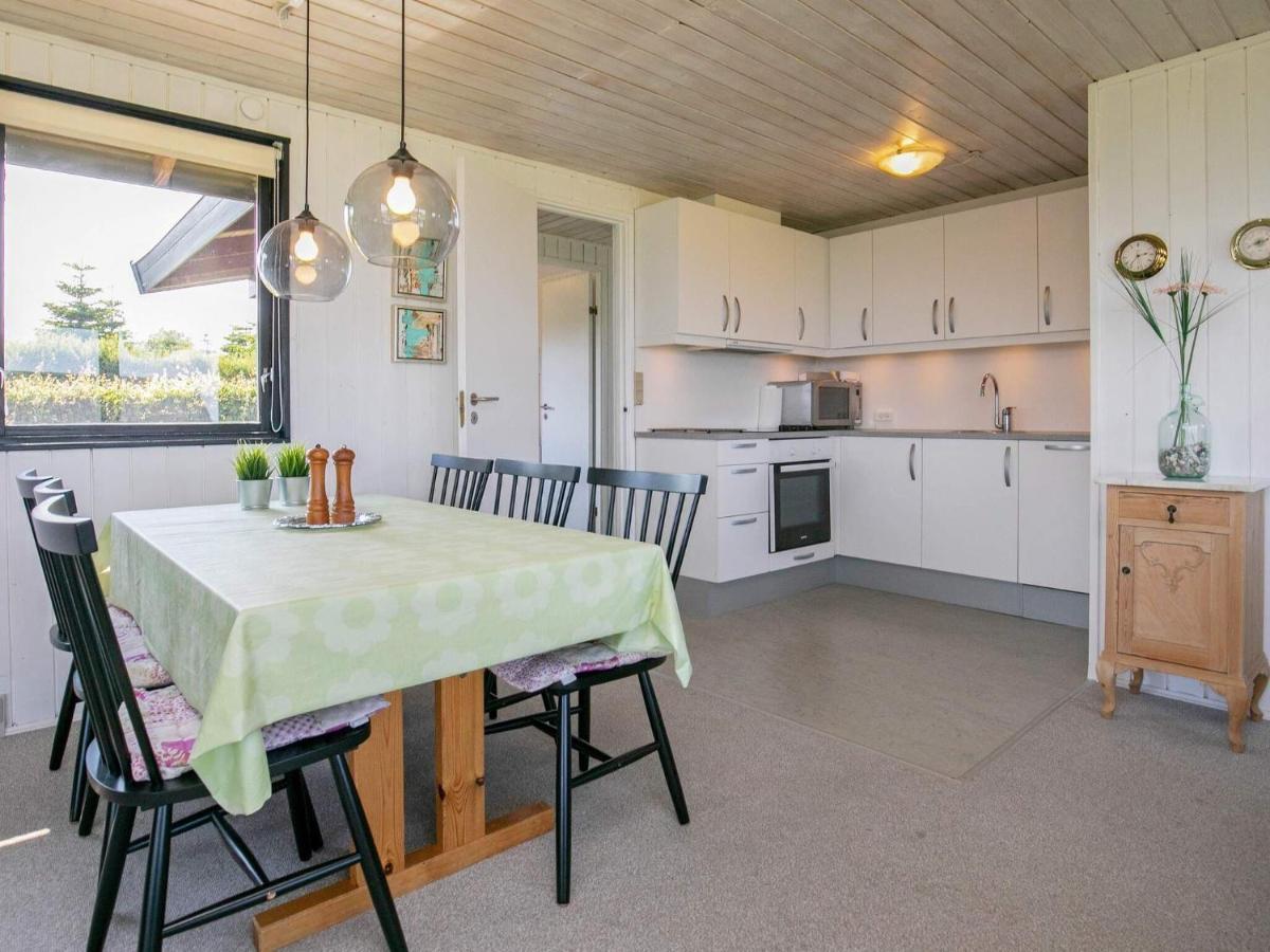 6 Person Holiday Home In Hesselager Kültér fotó